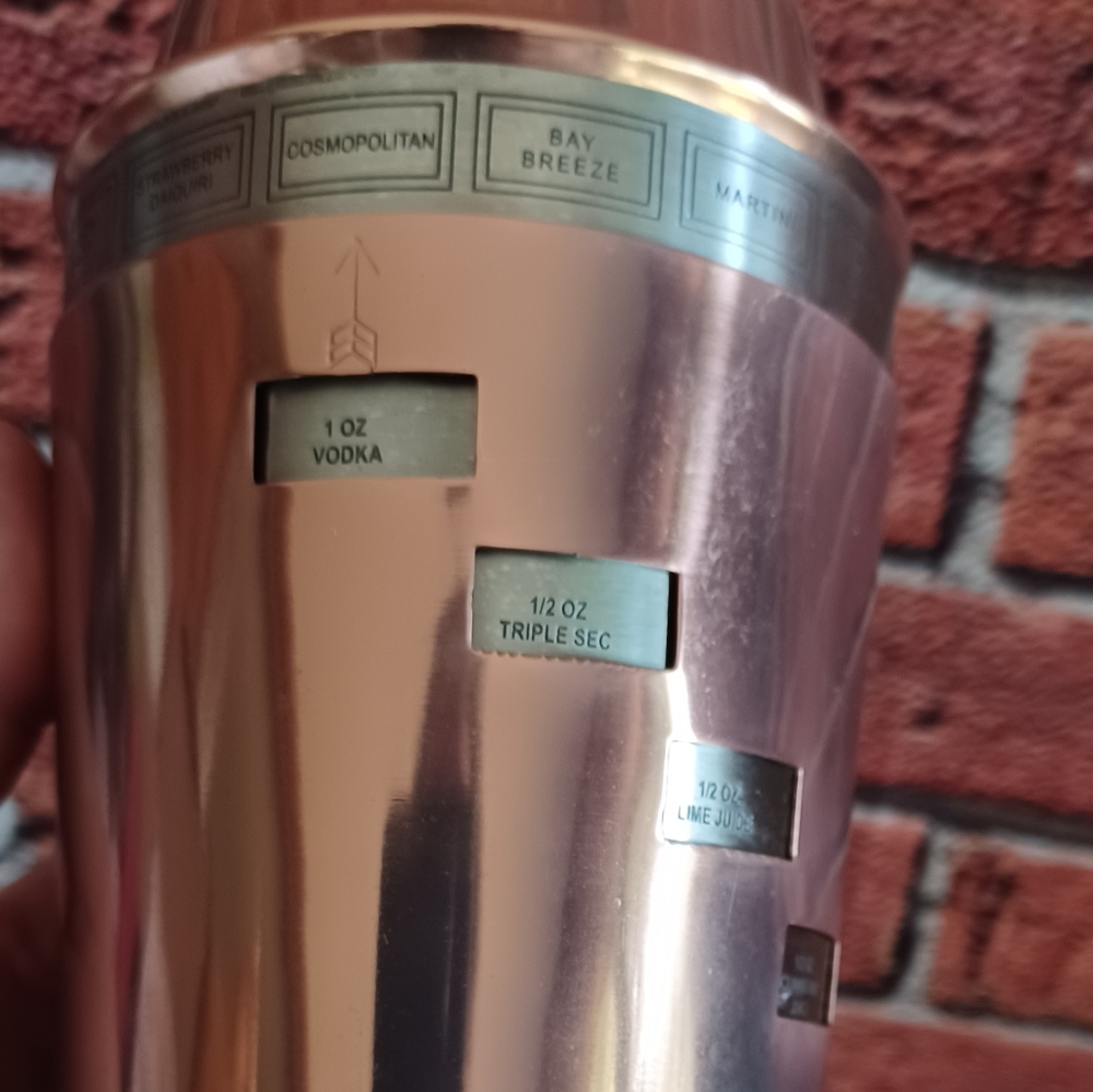 Copper cocktail maker/shaker - Picture 12 of 16